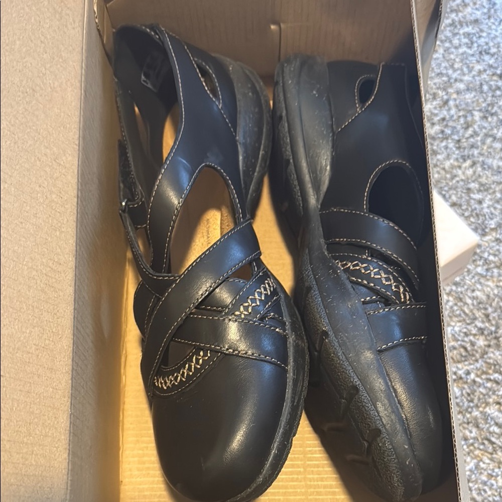 Clarks Black Leather Flats with Stitch Detail Roseville St